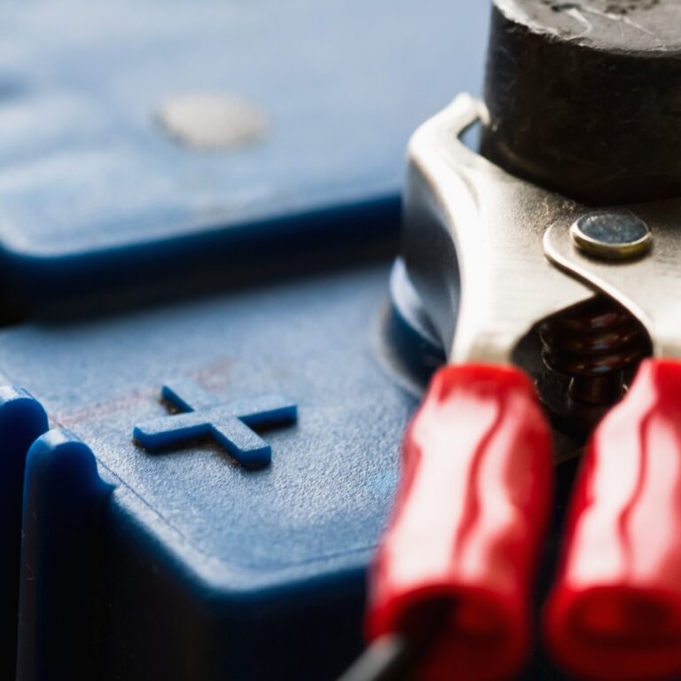 battery for sump pumps in Lindnenhurst sump pumps in Lindenhurst, sump pump replacement Lindenhurst IL, sump pump battery backup Lindenhurst